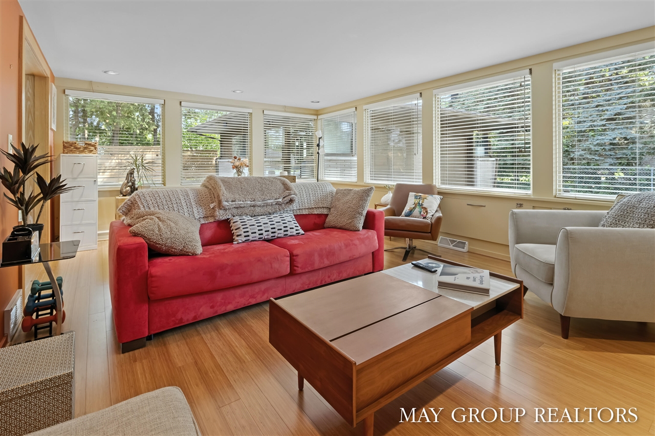 2727 Cascade Road, Grand Rapids, MI, 49506