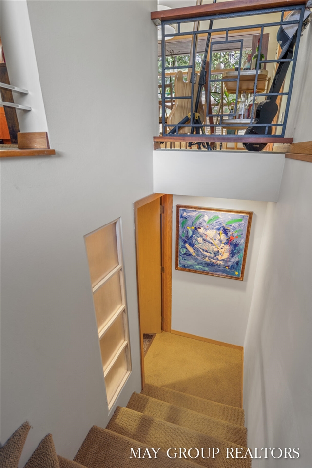 2727 Cascade Road, Grand Rapids, MI, 49506