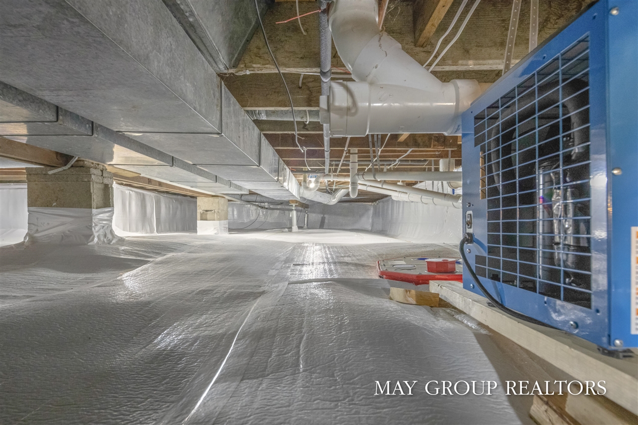 2727 Cascade Road, Grand Rapids, MI, 49506