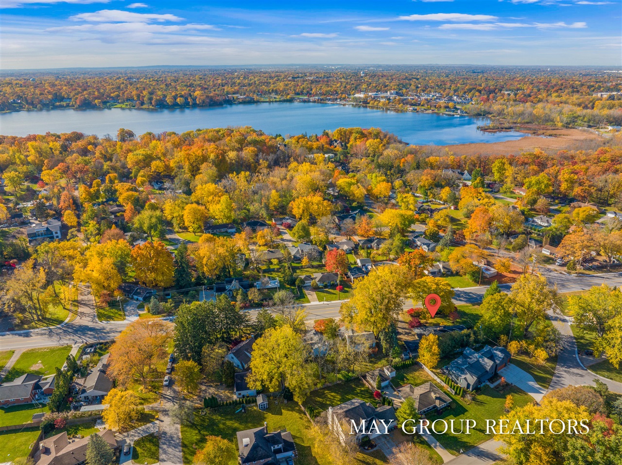 2727 Cascade Road, Grand Rapids, MI, 49506