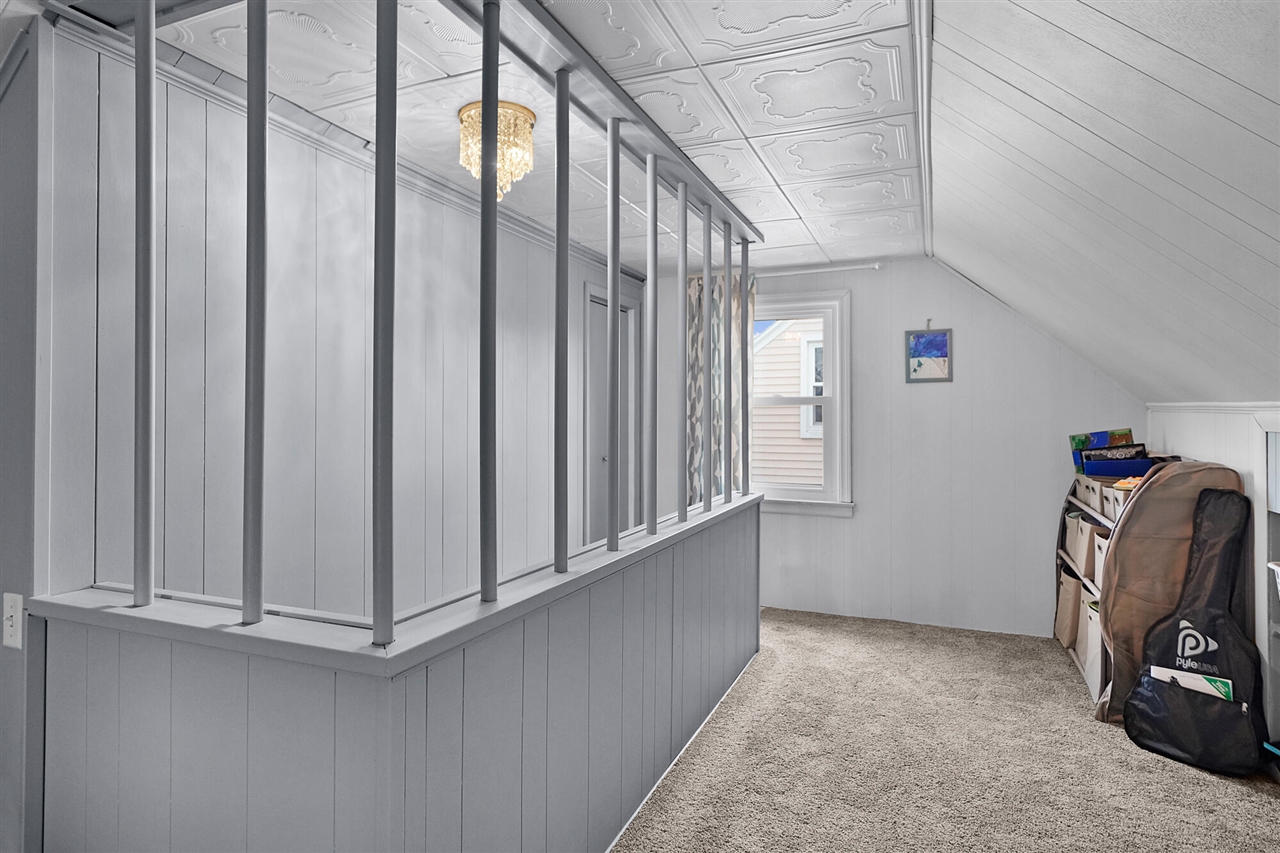 1664 Fremont Avenue, Grand Rapids, MI, 49504-2839