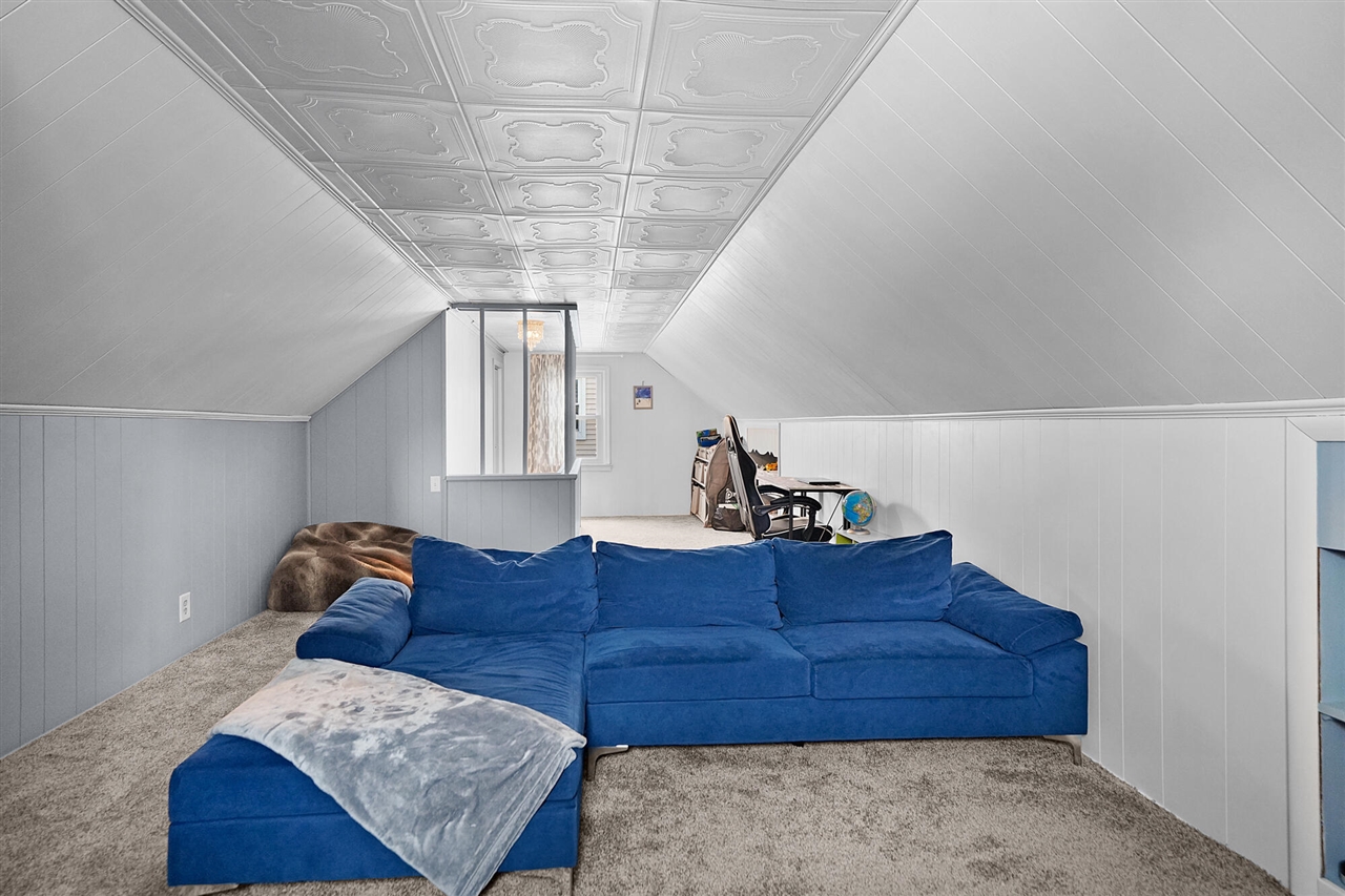 1664 Fremont Avenue, Grand Rapids, MI, 49504-2839