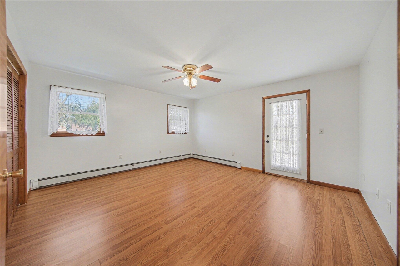 5497 Clark Lake Road, Jackson, MI, 49201-9288