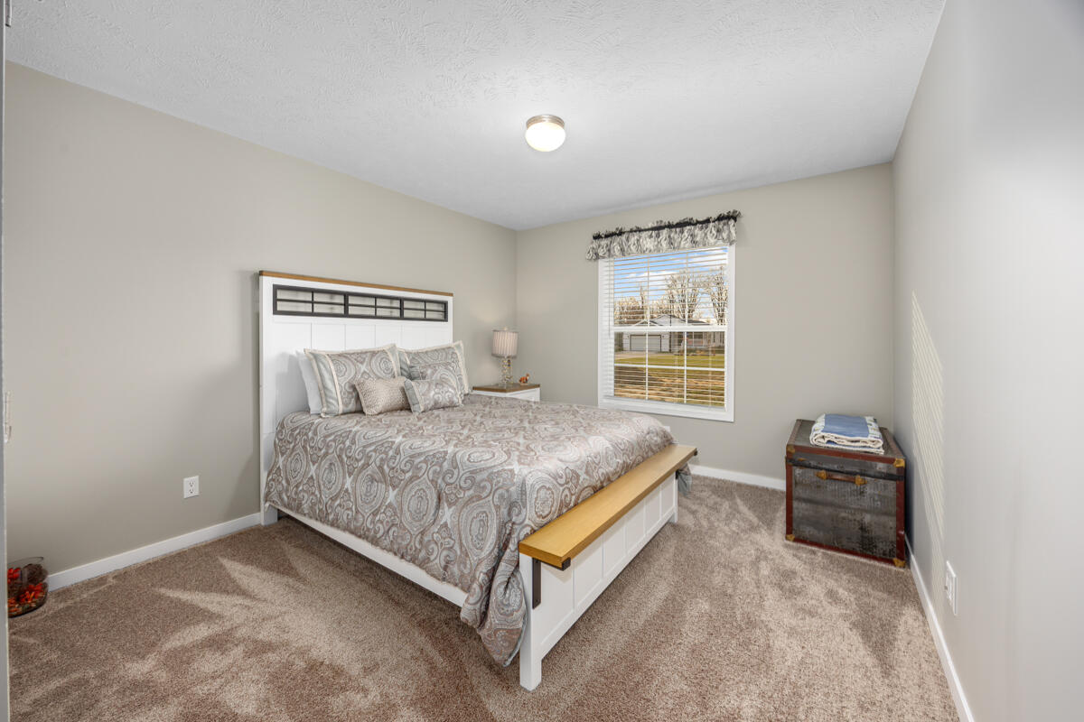 5221 Hollow Lane UNIT&nbsp;170, Holland, MI, 49423-8202