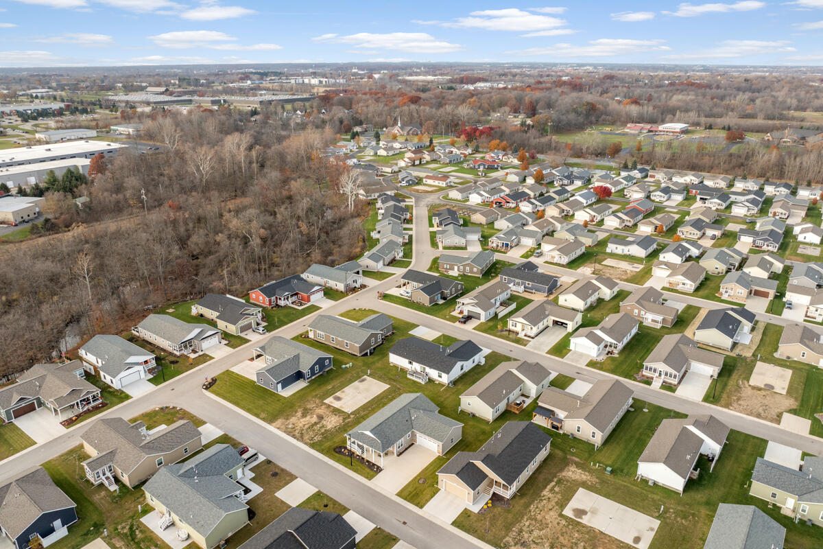 5221 Hollow Lane UNIT&nbsp;170, Holland, MI, 49423-8202