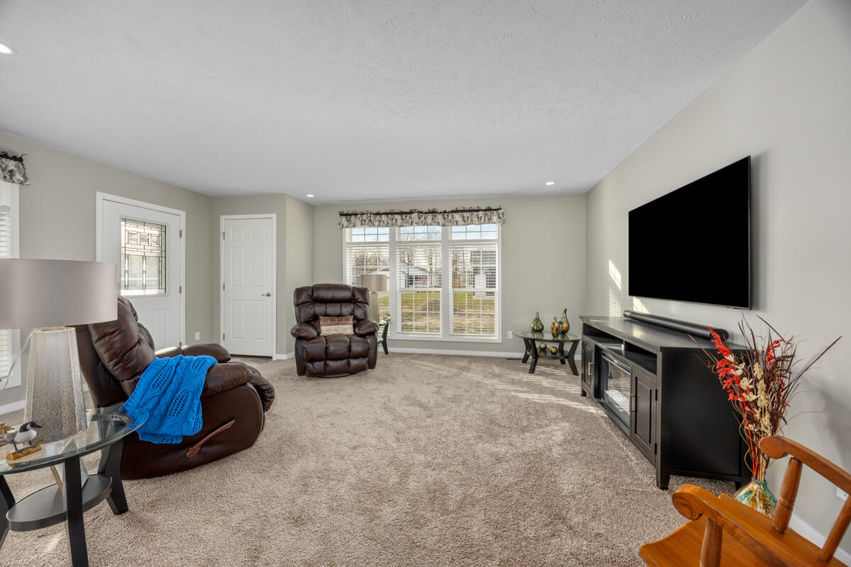 5221 Hollow Lane UNIT&nbsp;170, Holland, MI, 49423-8202