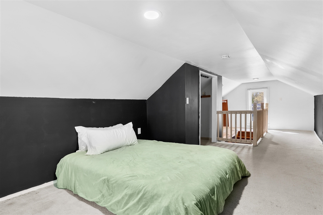 8492 Douglas Avenue, Kalamazoo, MI, 49009