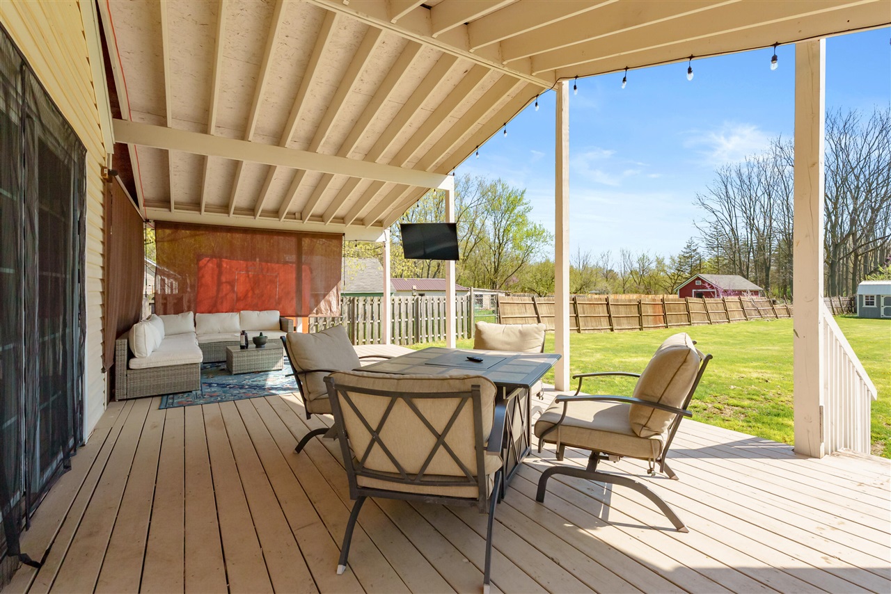 8492 Douglas Avenue, Kalamazoo, MI, 49009