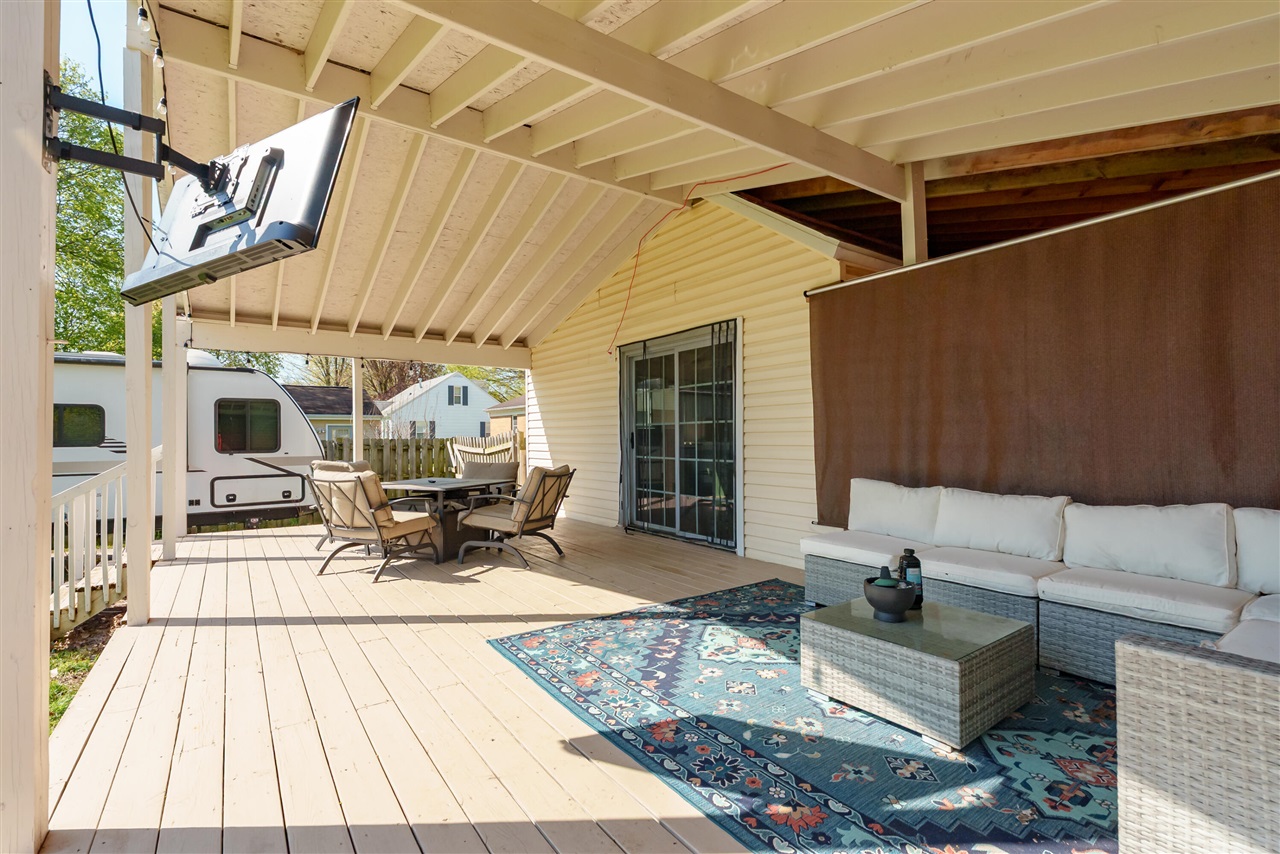 8492 Douglas Avenue, Kalamazoo, MI, 49009