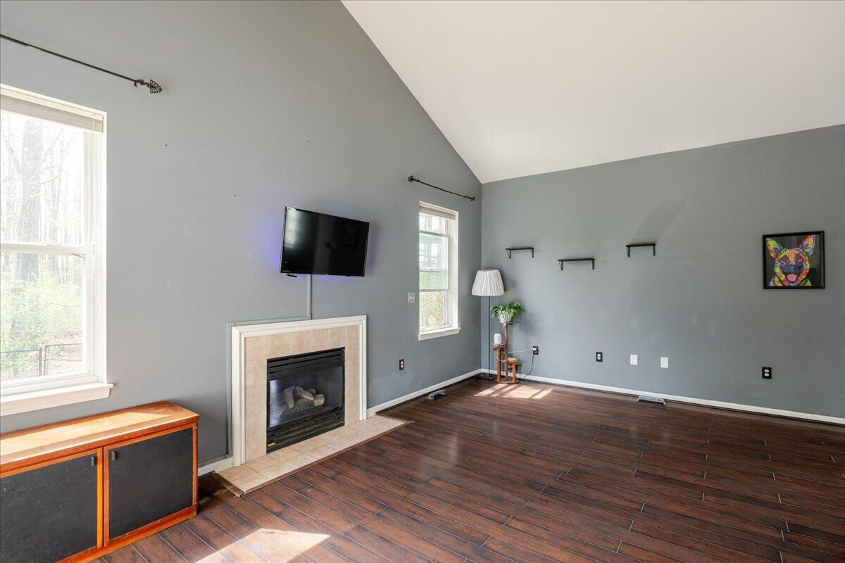 7956 Thornhill Drive, Ypsilanti, MI, 48197-6160