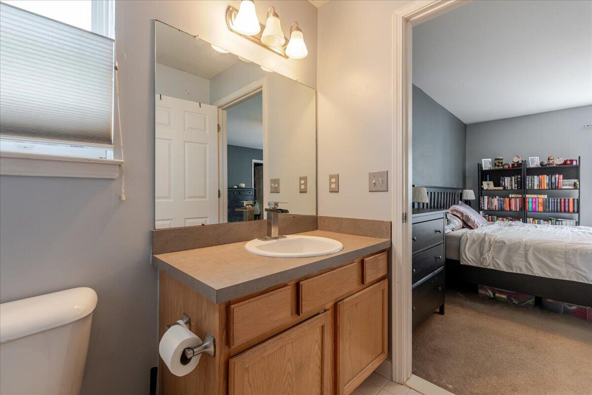 7956 Thornhill Drive, Ypsilanti, MI, 48197-6160