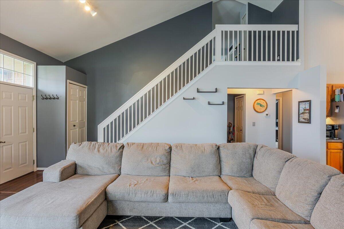 7956 Thornhill Drive, Ypsilanti, MI, 48197-6160
