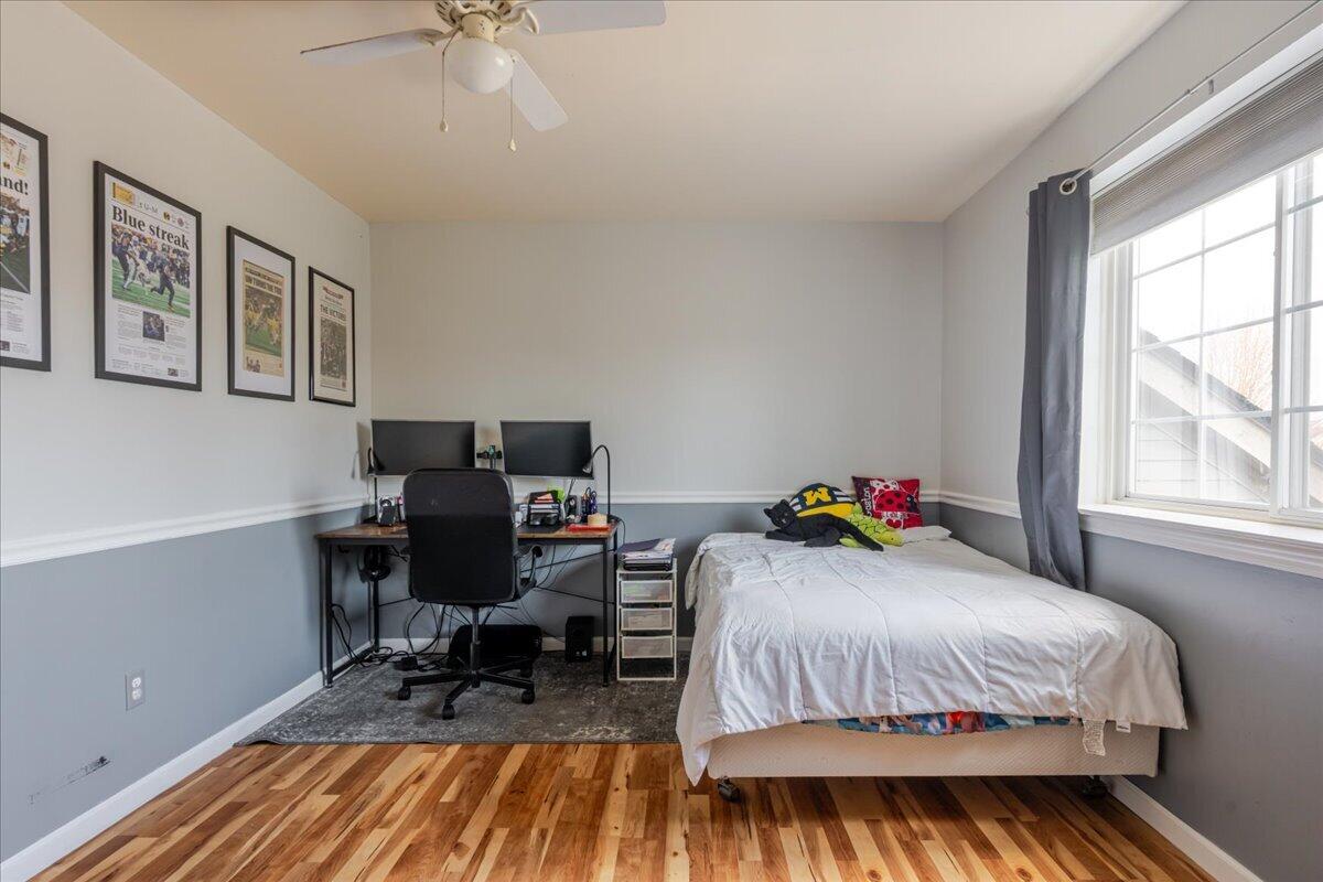 7956 Thornhill Drive, Ypsilanti, MI, 48197-6160
