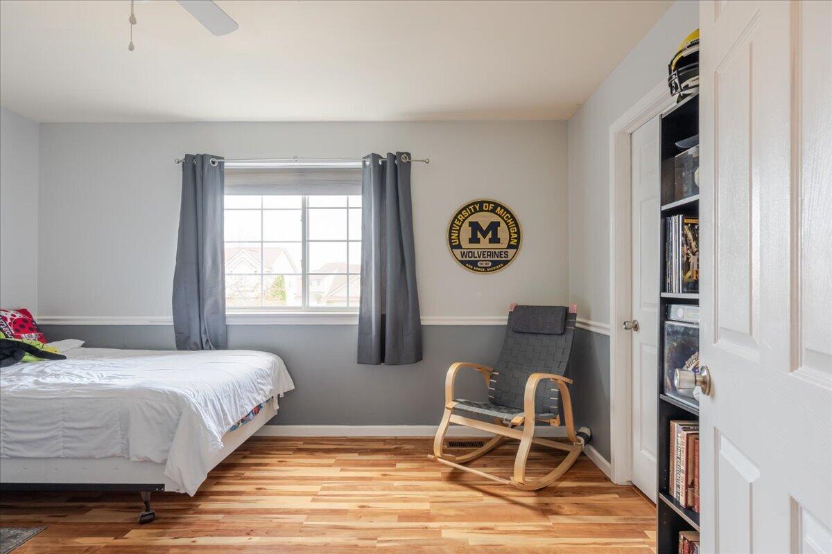 7956 Thornhill Drive, Ypsilanti, MI, 48197-6160