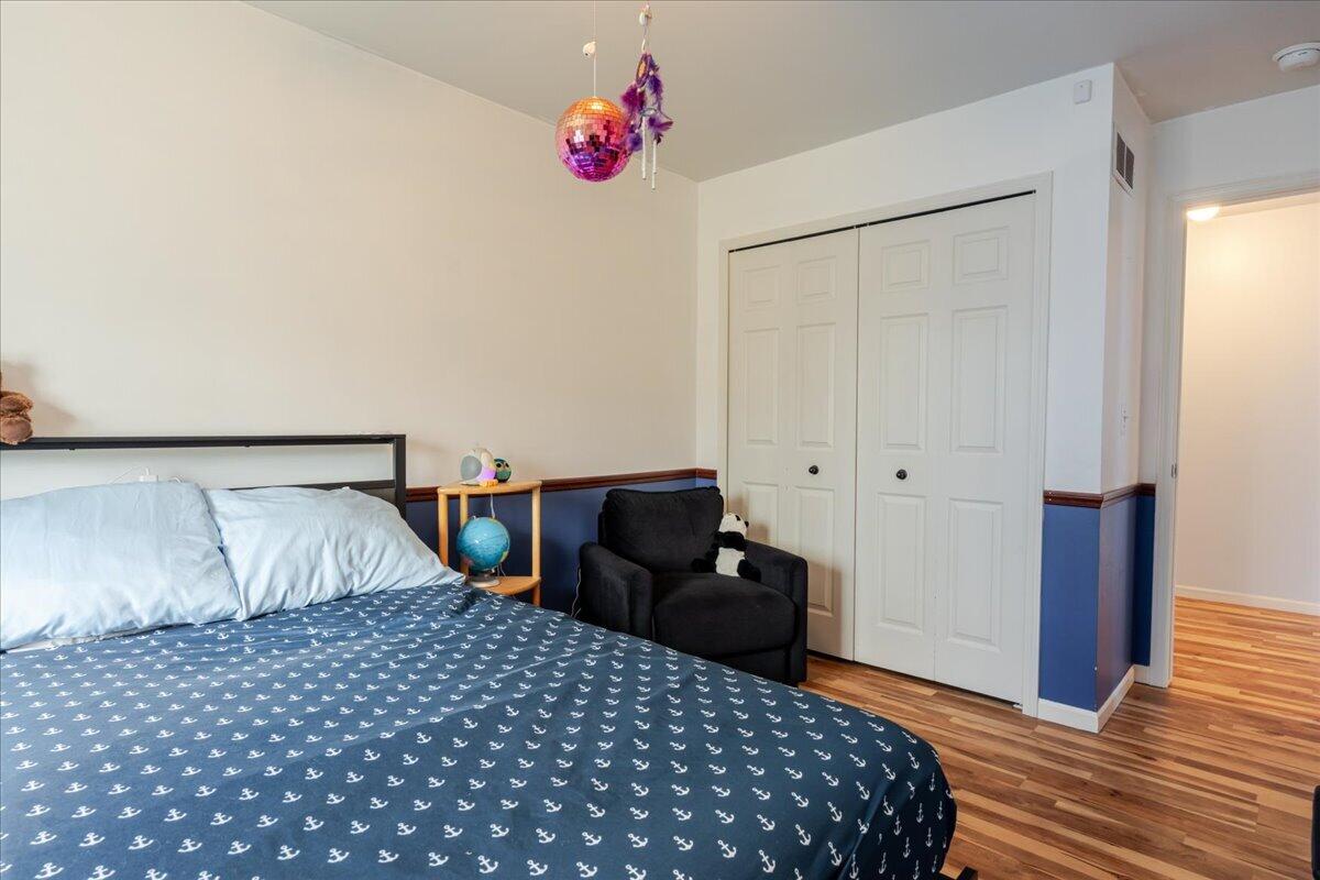 7956 Thornhill Drive, Ypsilanti, MI, 48197-6160