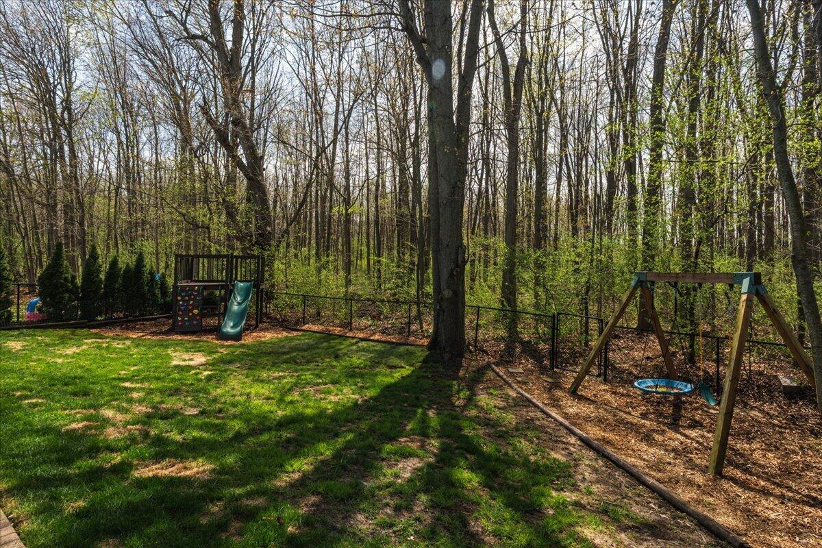 7956 Thornhill Drive, Ypsilanti, MI, 48197-6160