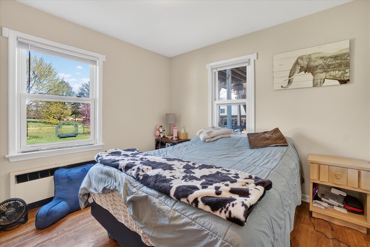 176 Oakhurst Avenue, Kalamazoo, MI, 49001-5313