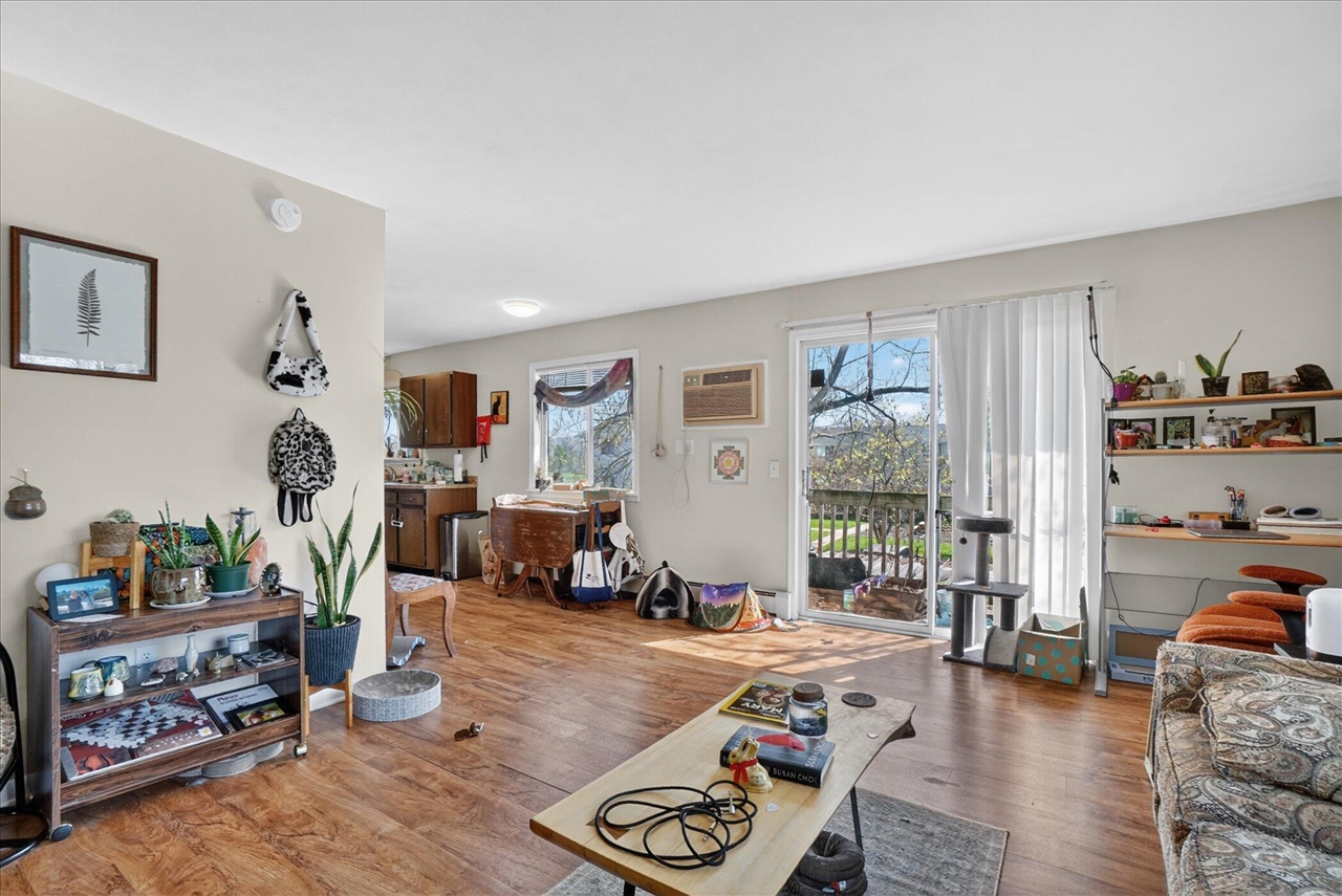 176 Oakhurst Avenue, Kalamazoo, MI, 49001-5313