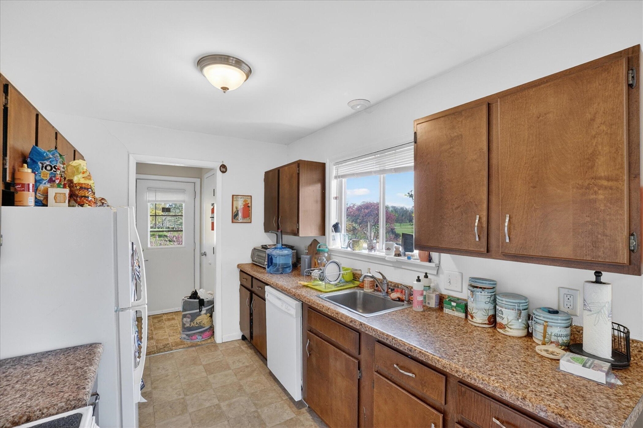 176 Oakhurst Avenue, Kalamazoo, MI, 49001-5313