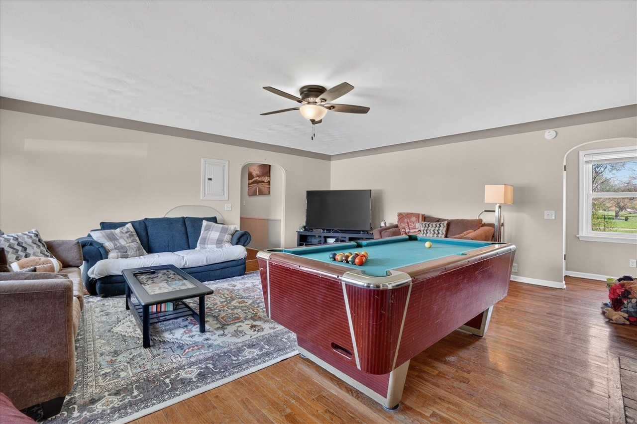 176 Oakhurst Avenue, Kalamazoo, MI, 49001-5313