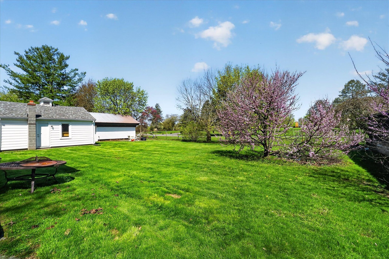 176 Oakhurst Avenue, Kalamazoo, MI, 49001-5313