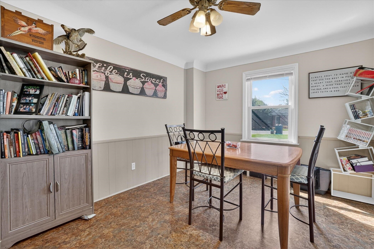 176 Oakhurst Avenue, Kalamazoo, MI, 49001-5313