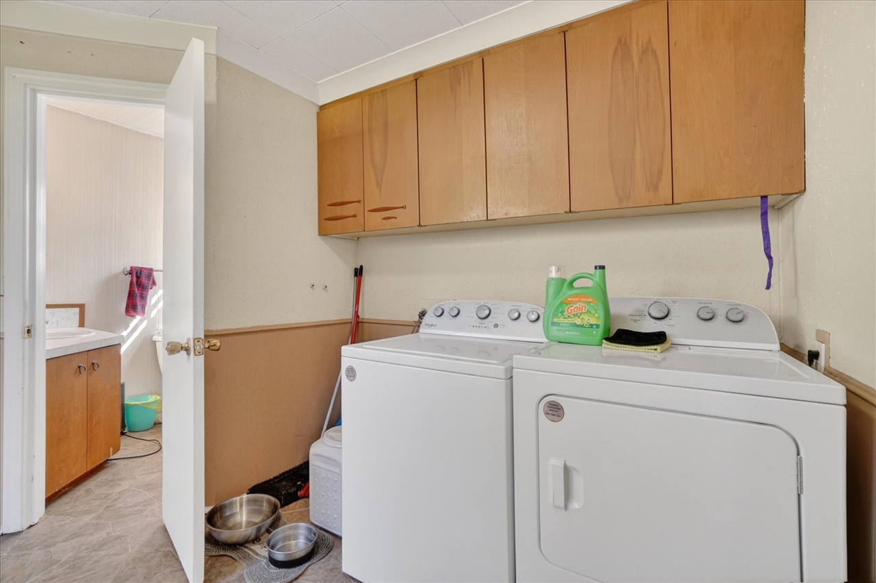176 Oakhurst Avenue, Kalamazoo, MI, 49001-5313