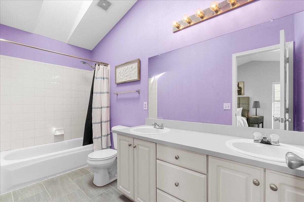 7306 Deer Track Drive, Ypsilanti, MI, 48197