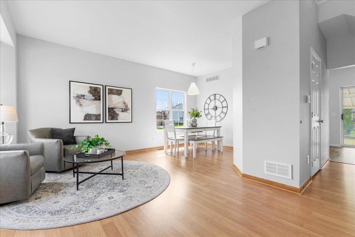 7306 Deer Track Drive, Ypsilanti, MI, 48197