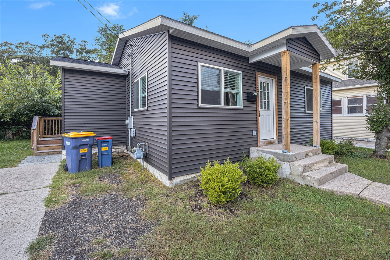 23 Batavia Place, Grand Rapids, MI, 49503-3549