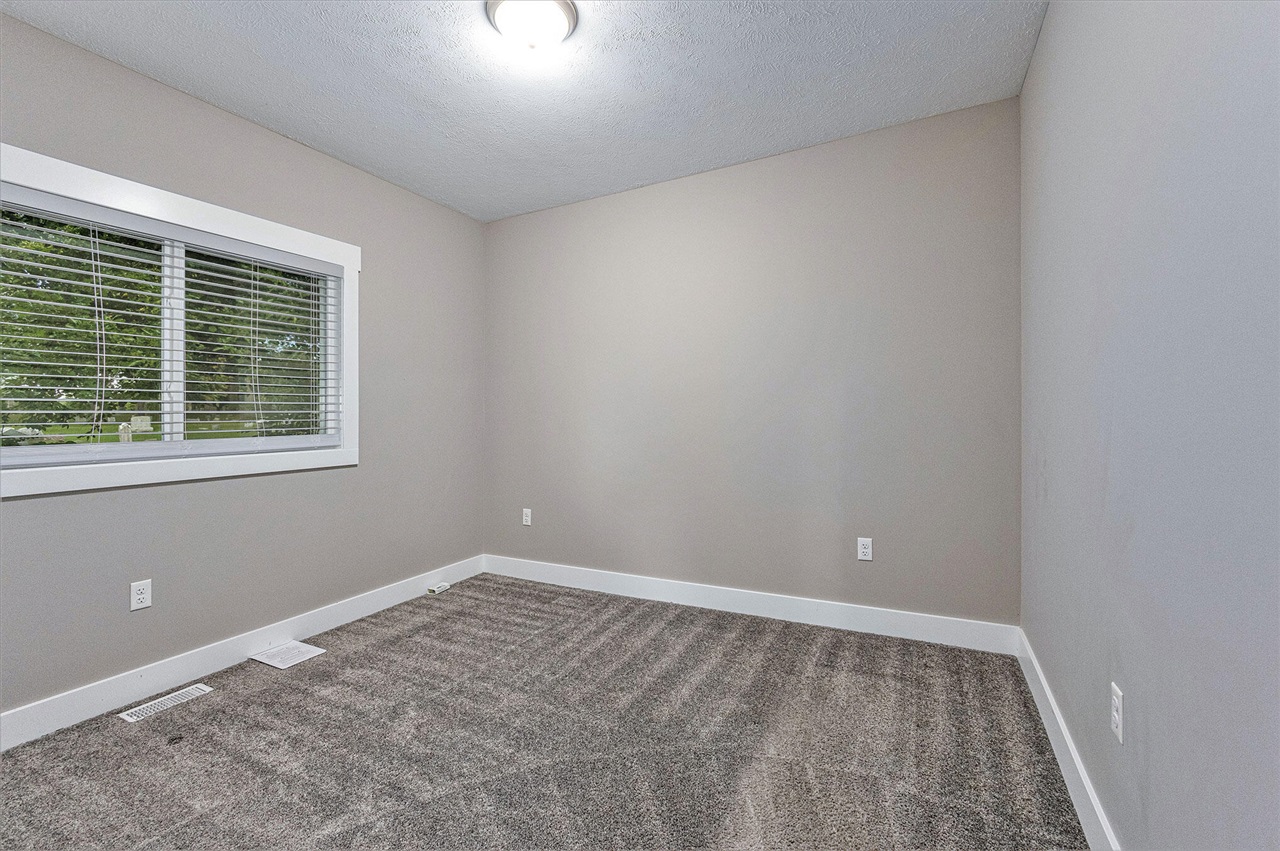 23 Batavia Place, Grand Rapids, MI, 49503-3549