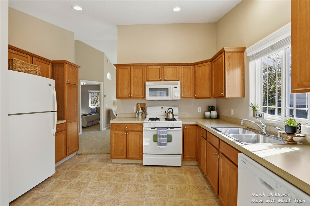 2936 Pebblestone Drive, Hudsonville, MI, 49426-8769