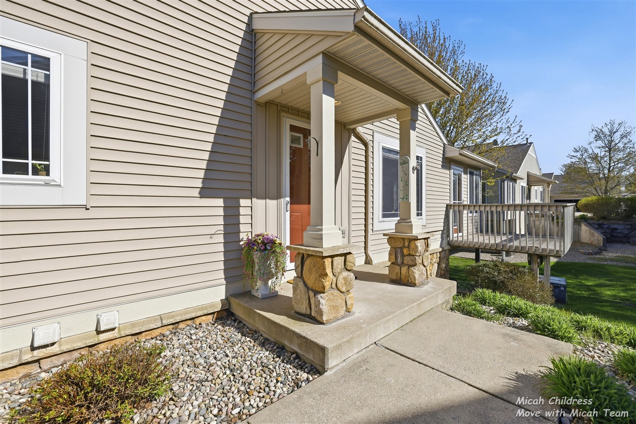 2936 Pebblestone Drive, Hudsonville, MI, 49426-8769