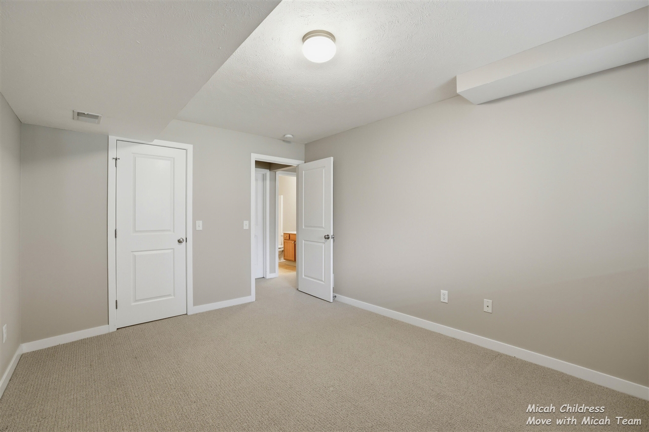 2936 Pebblestone Drive, Hudsonville, MI, 49426-8769