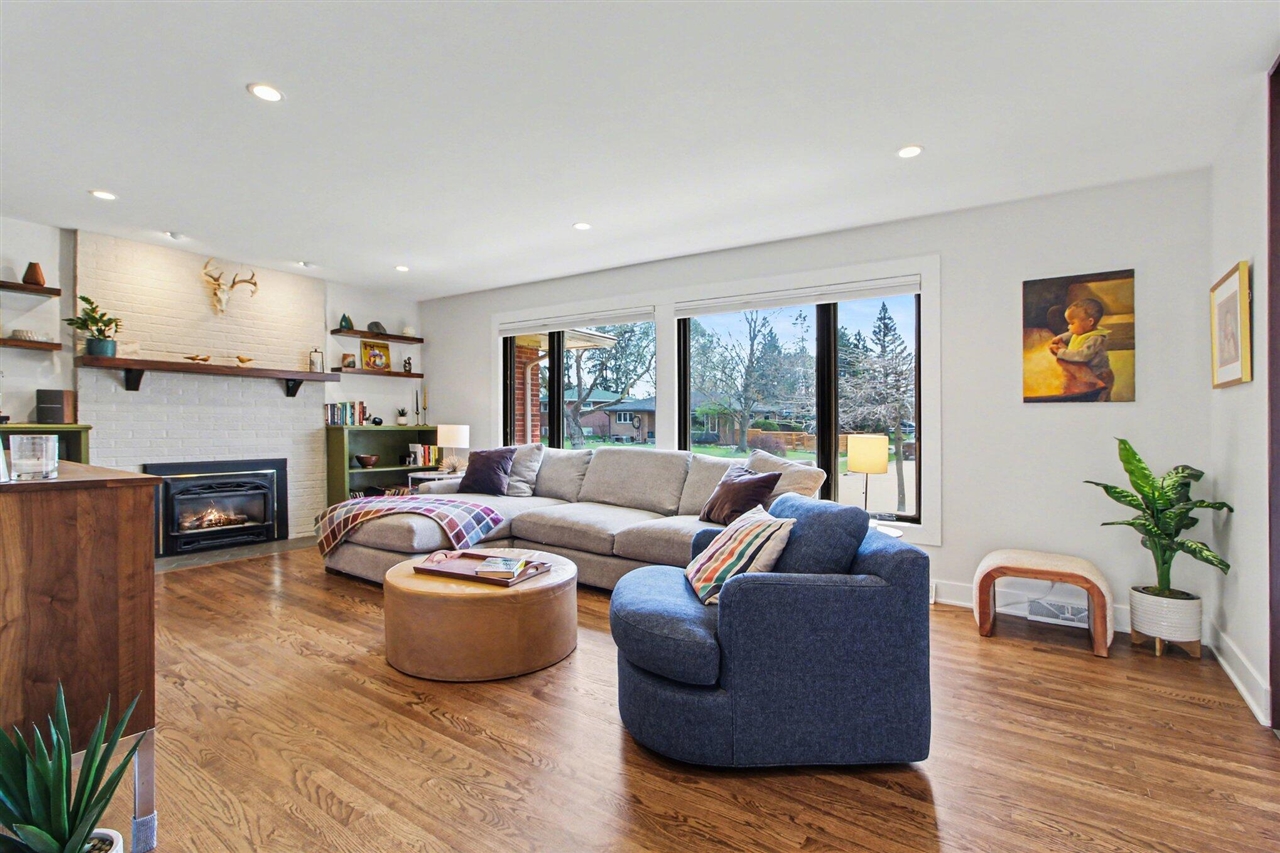 1809 Covington Drive, Ann Arbor, MI, 48103-5615