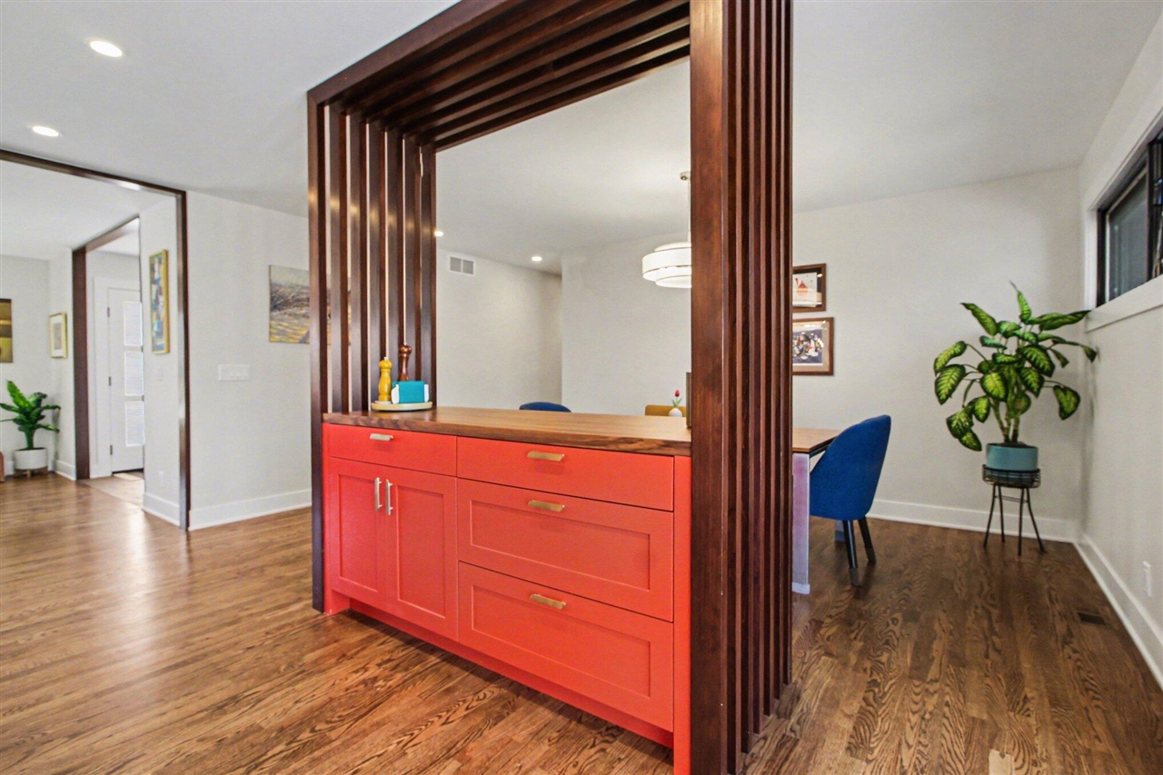 1809 Covington Drive, Ann Arbor, MI, 48103-5615