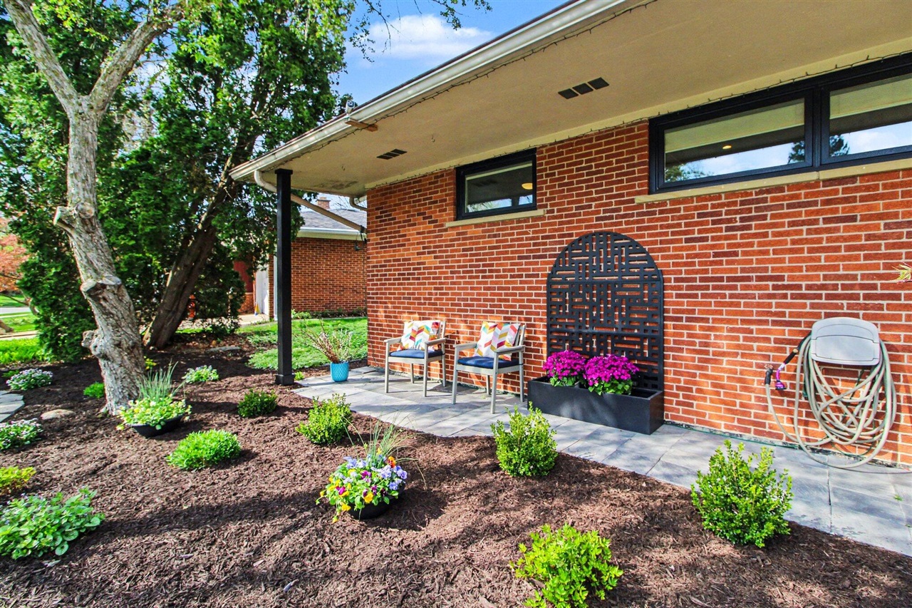 1809 Covington Drive, Ann Arbor, MI, 48103-5615