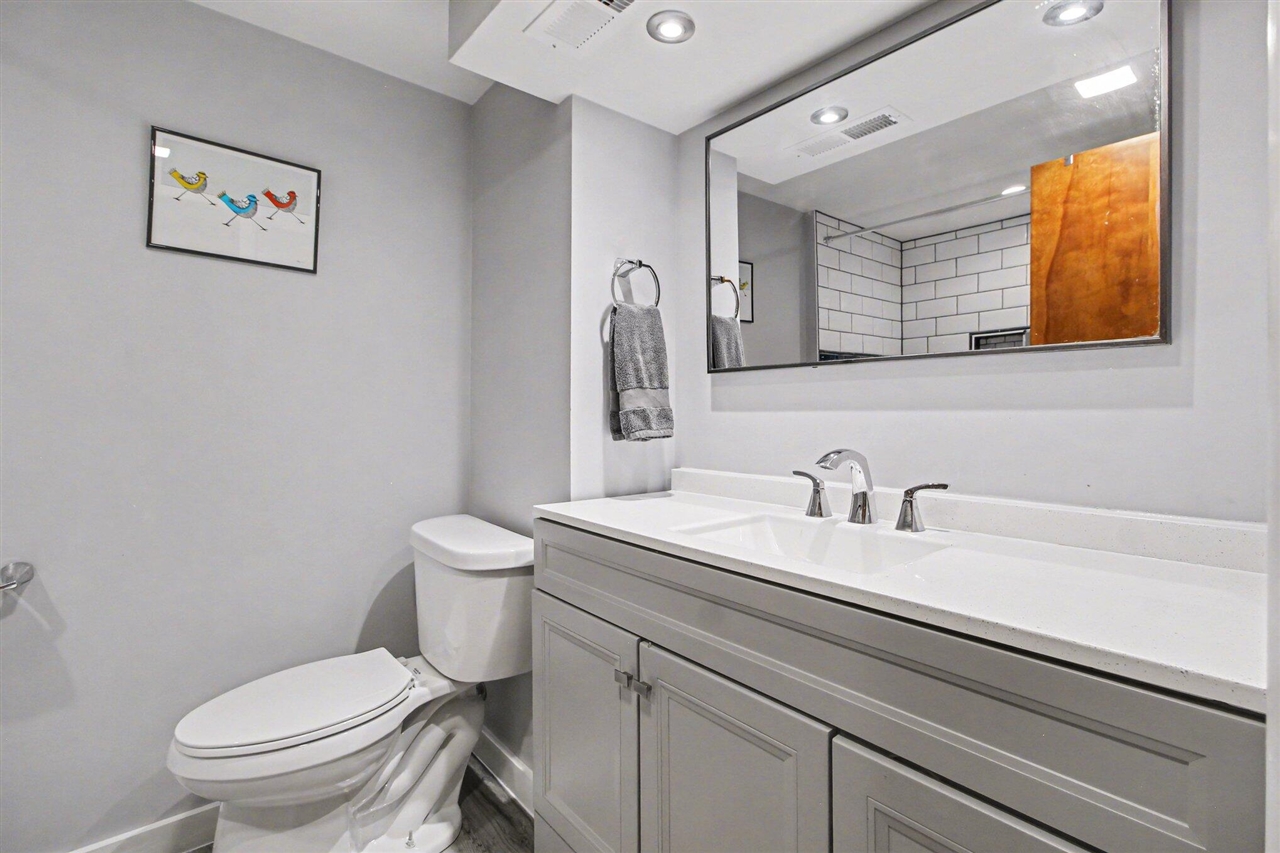 1809 Covington Drive, Ann Arbor, MI, 48103-5615