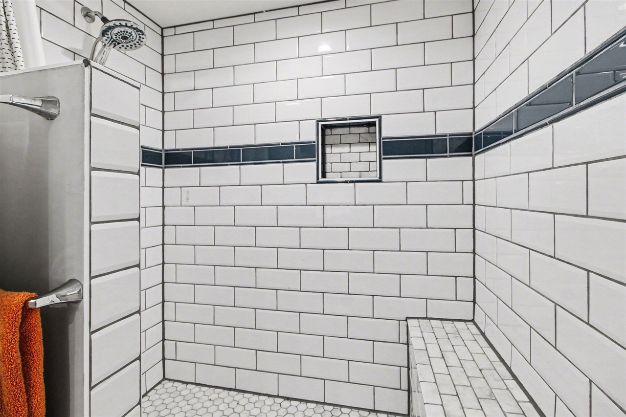 1809 Covington Drive, Ann Arbor, MI, 48103-5615