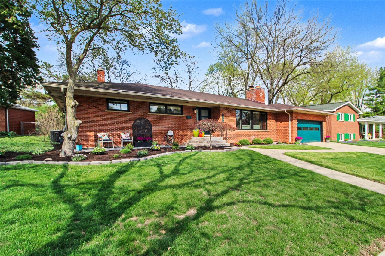 1809 Covington Drive, Ann Arbor, MI, 48103-5615