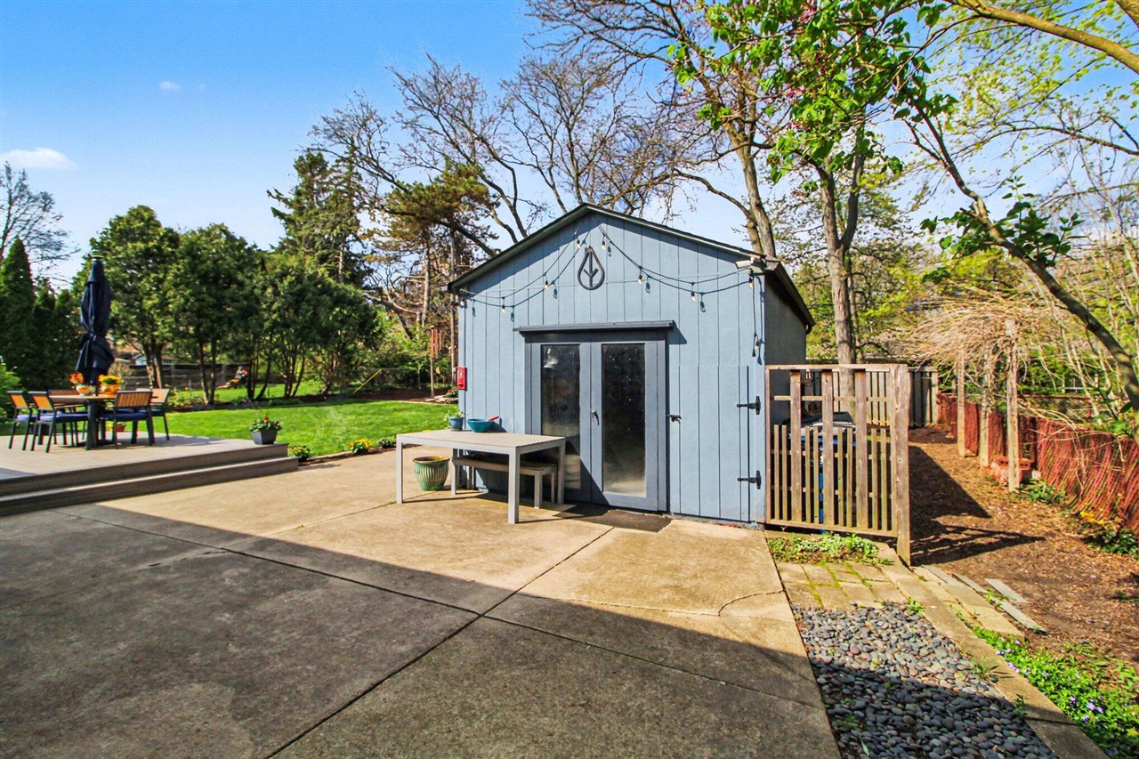 1809 Covington Drive, Ann Arbor, MI, 48103-5615