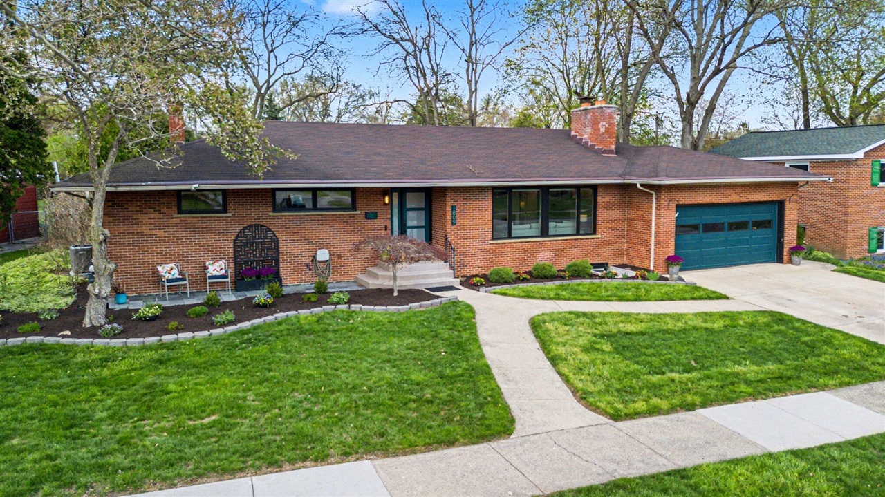1809 Covington Drive, Ann Arbor, MI, 48103-5615