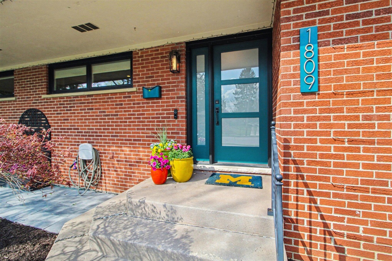 1809 Covington Drive, Ann Arbor, MI, 48103-5615