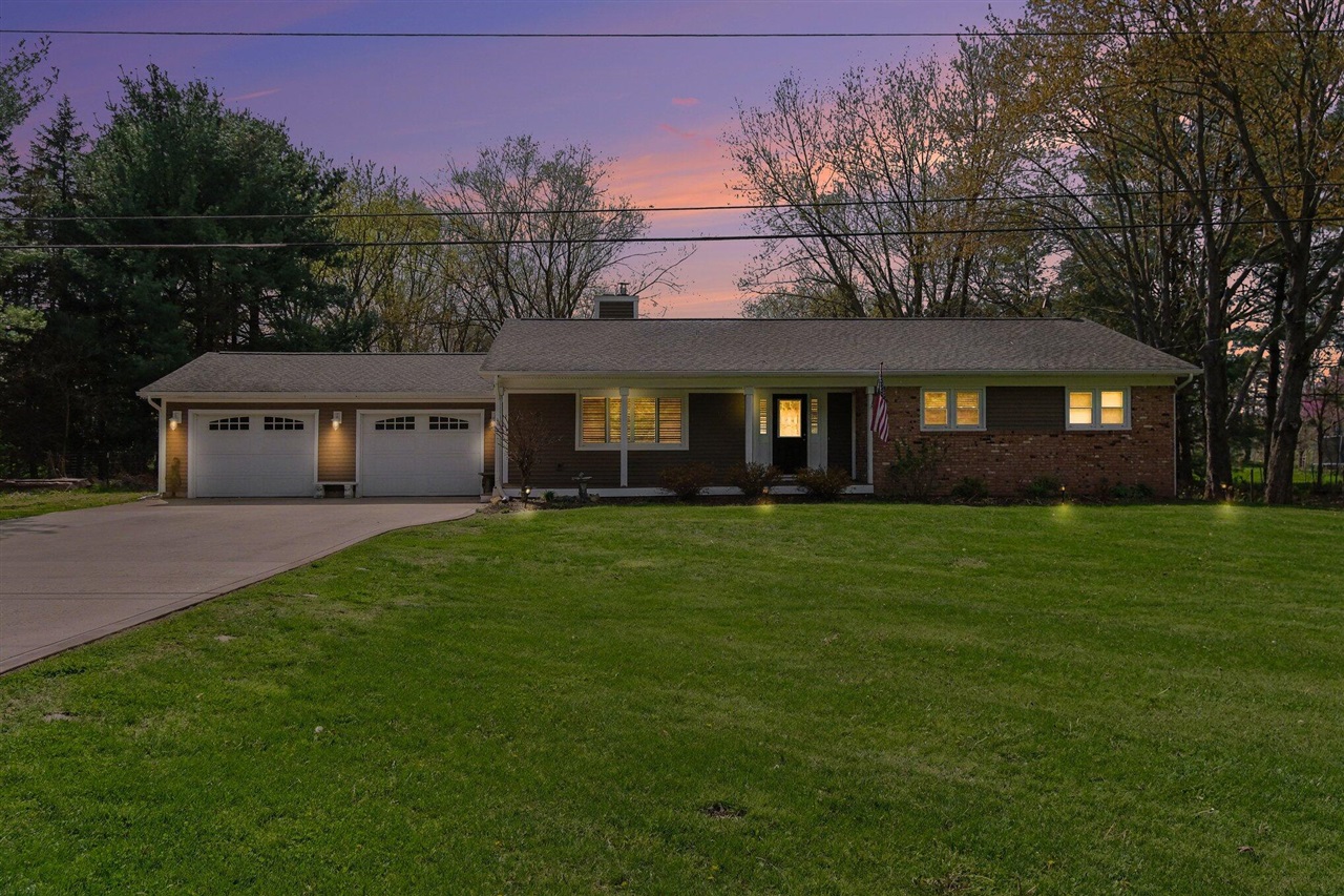 3290 Mount Hope Road, Grass Lake, MI, 49240-9820