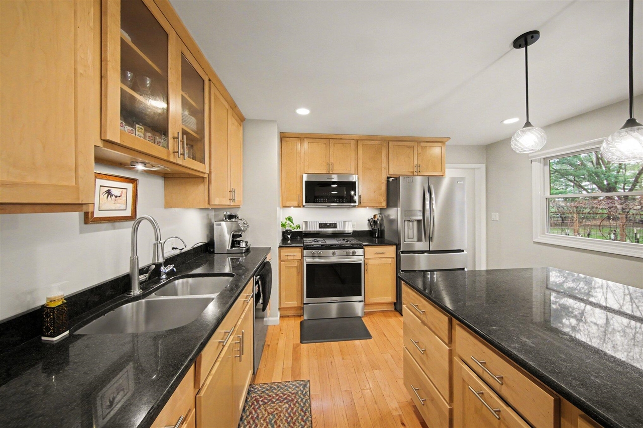 3290 Mount Hope Road, Grass Lake, MI, 49240-9820