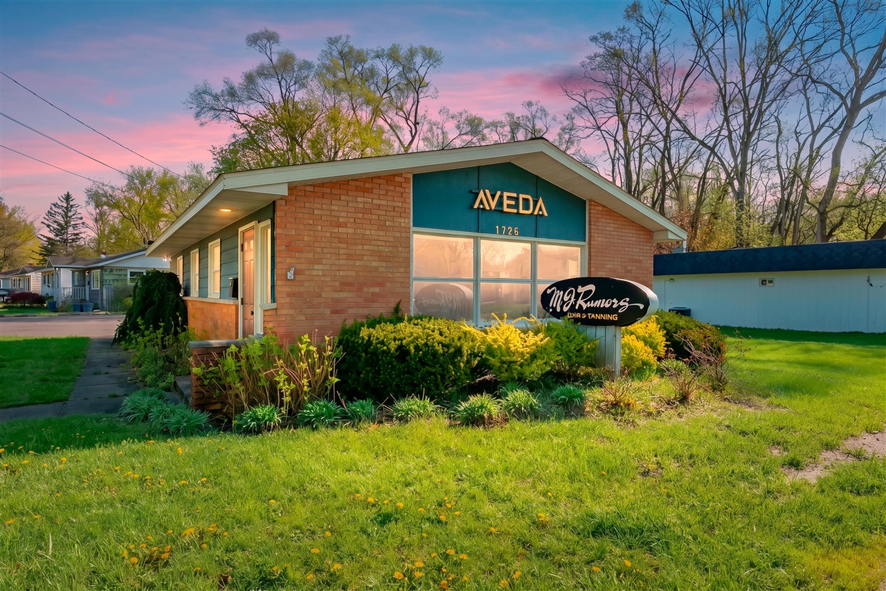 1726 W Michigan Avenue, Battle Creek, MI, 49037-1909