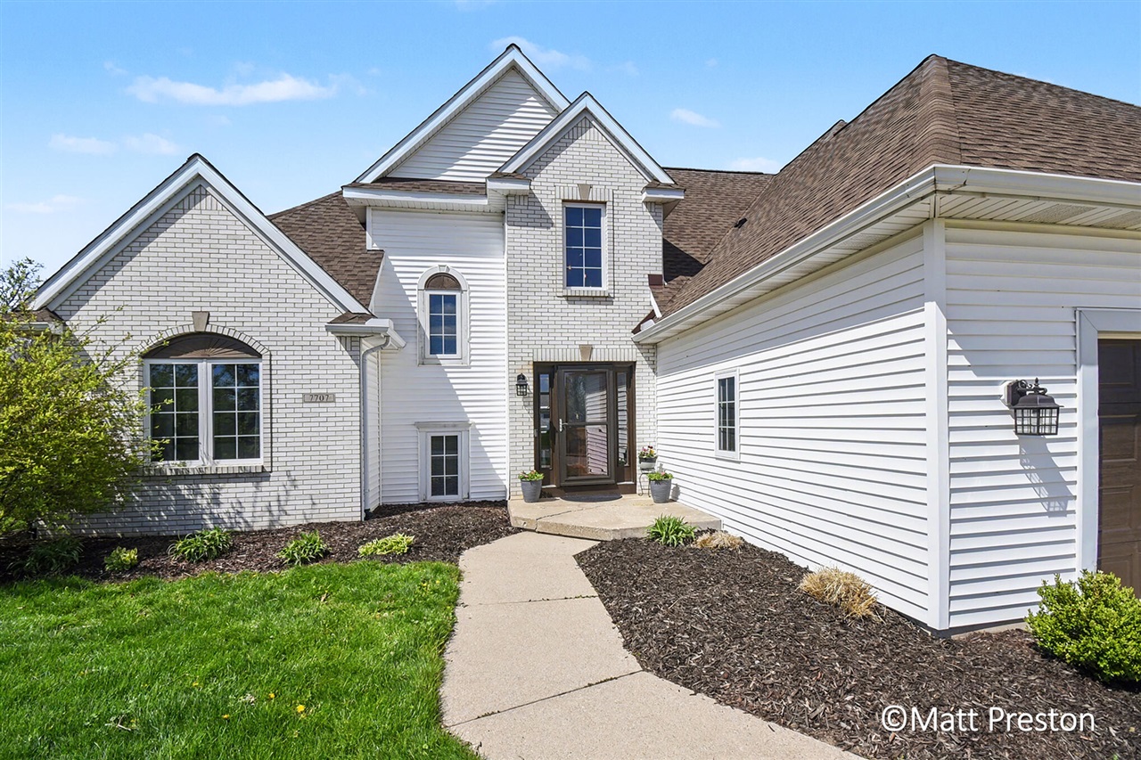 7707 Park Ridge Drive, Jenison, MI, 49428-9158