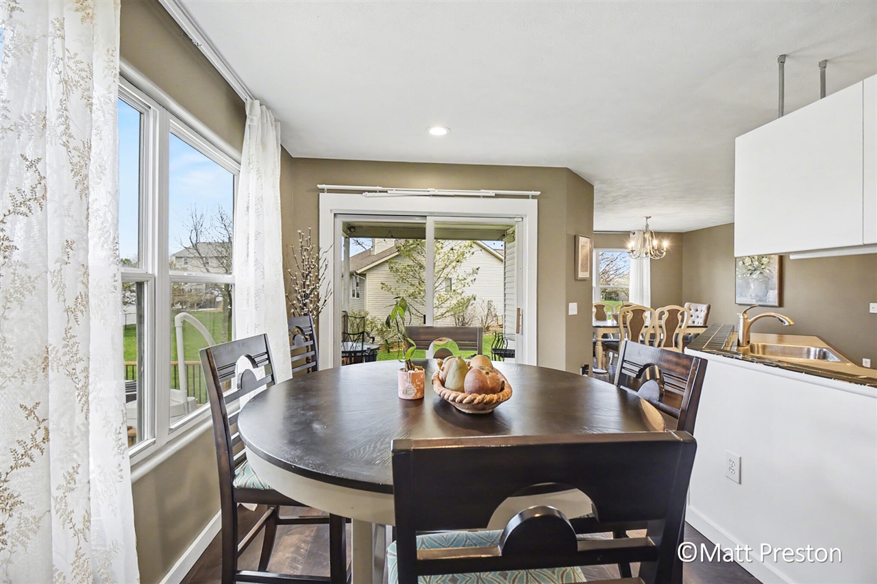 7707 Park Ridge Drive, Jenison, MI, 49428-9158