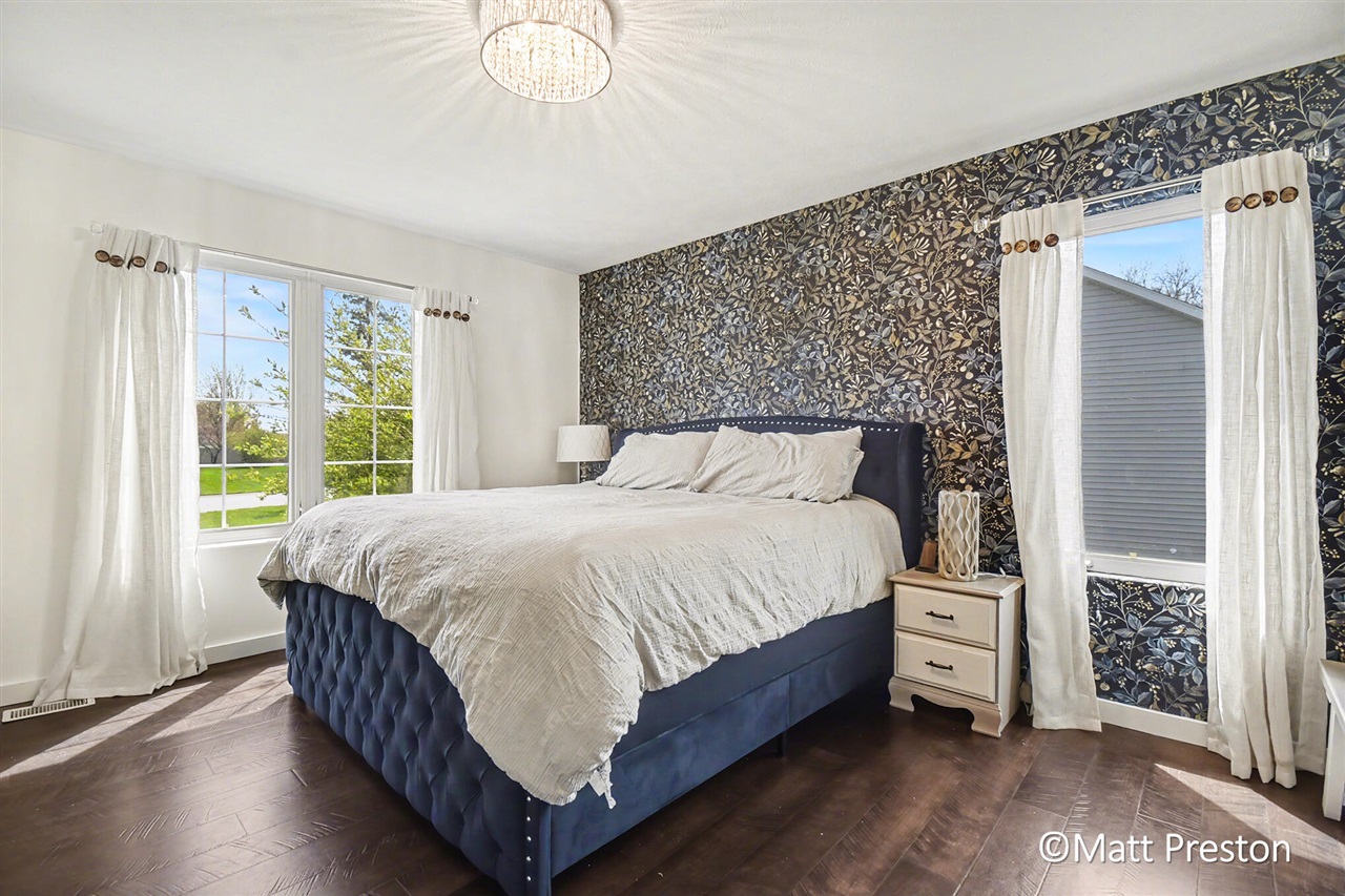 7707 Park Ridge Drive, Jenison, MI, 49428-9158