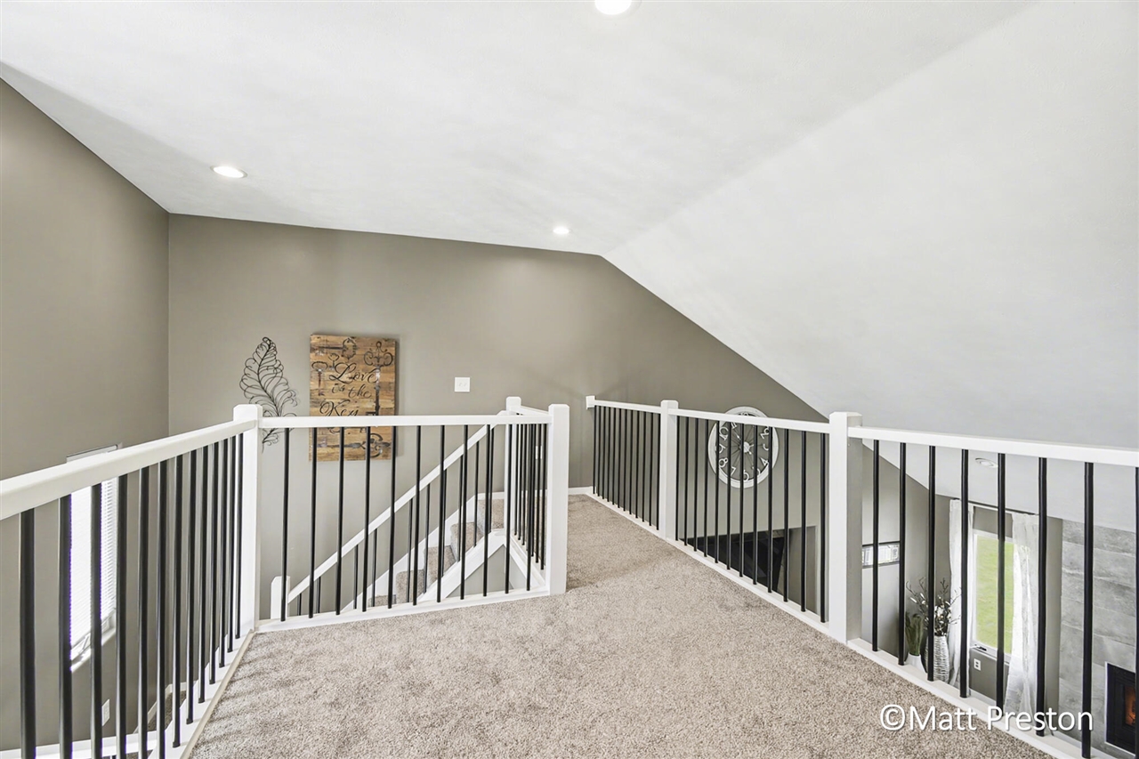 7707 Park Ridge Drive, Jenison, MI, 49428-9158